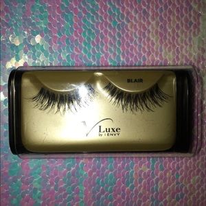 Lashes